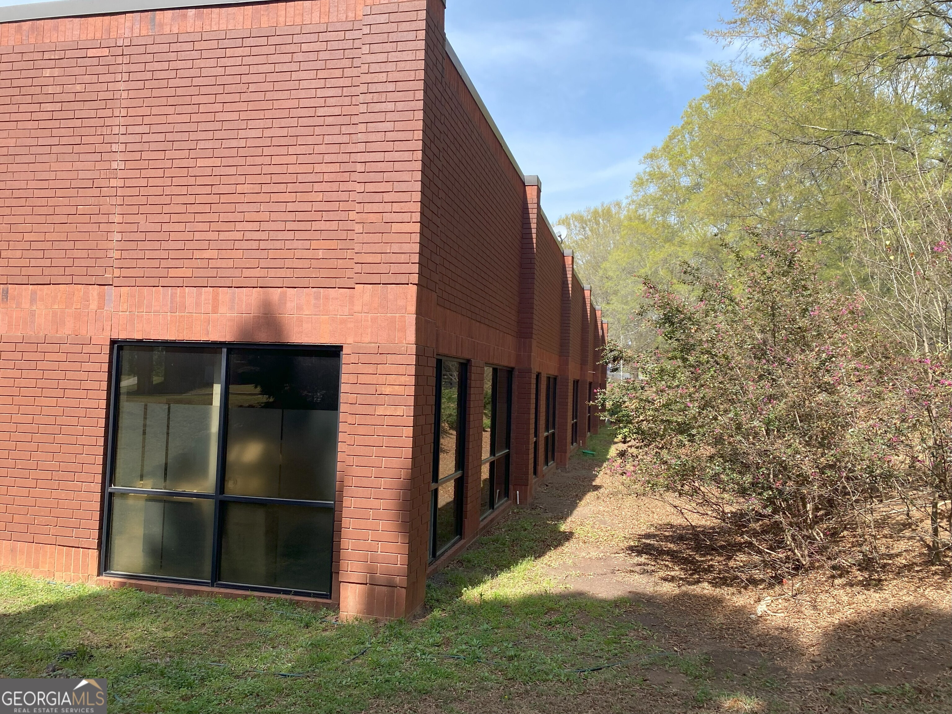 None - Commercial Lease