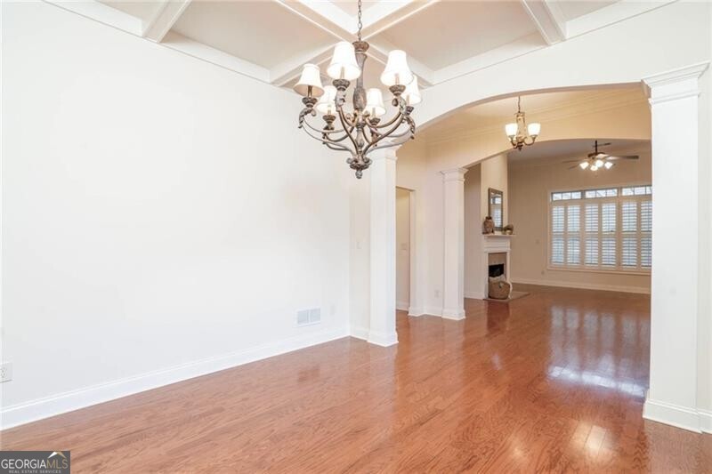 540 Mount Park DR 8
