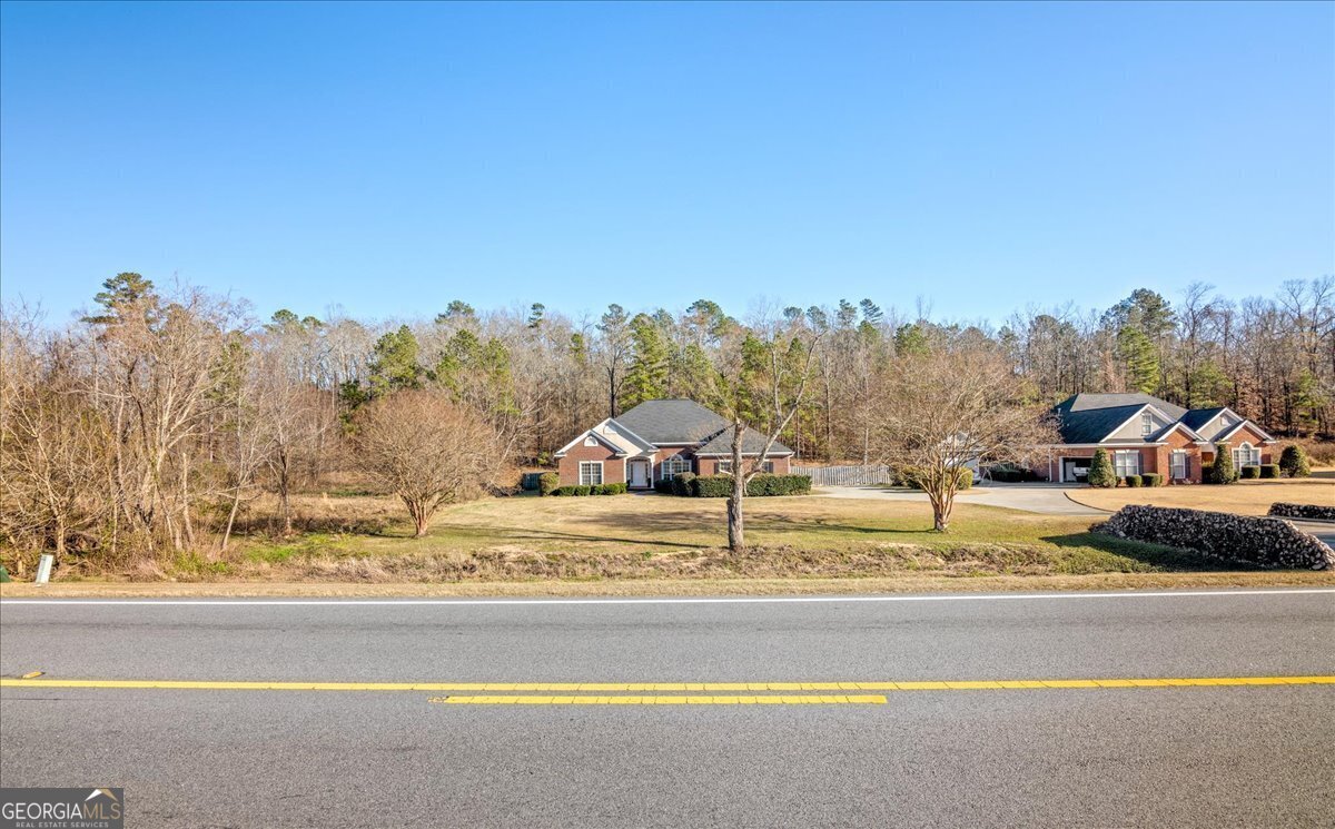2977 William few PKWY
