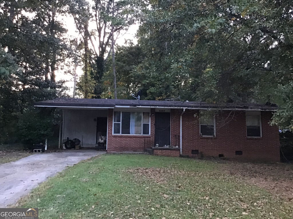 Photo of 5213 Kingswood Circle, Atlanta, GA 30349 (MLS # 10882384)