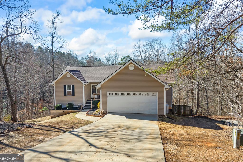 Photo of 263 Hardwood Drive, Cleveland, GA 30528 (MLS # 10687439)