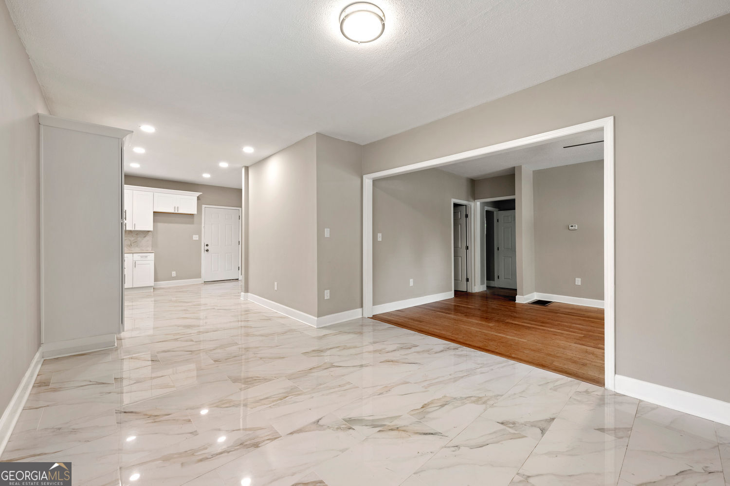1396 Elizabeth LN