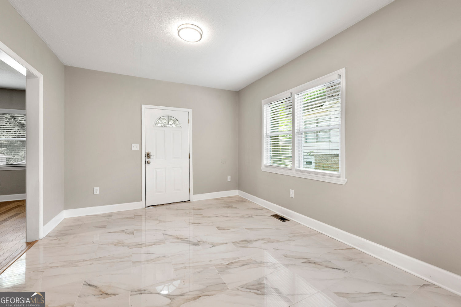 1396 Elizabeth LN