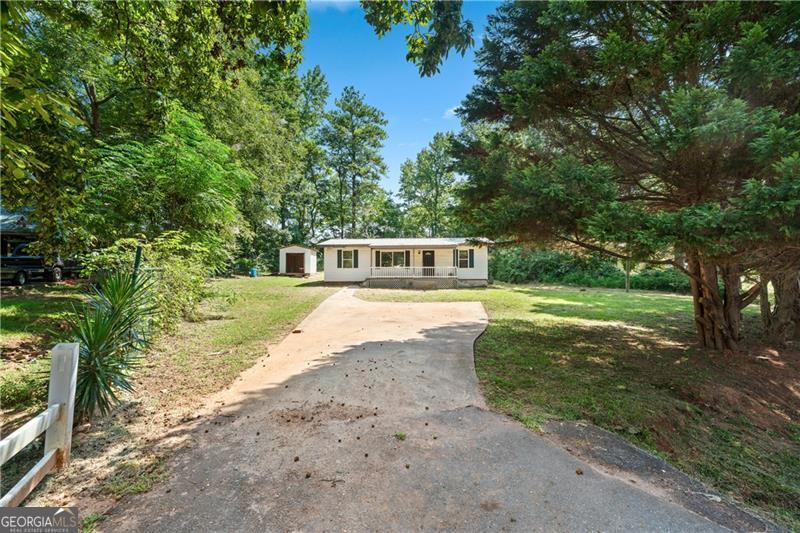 2709 Squires RD