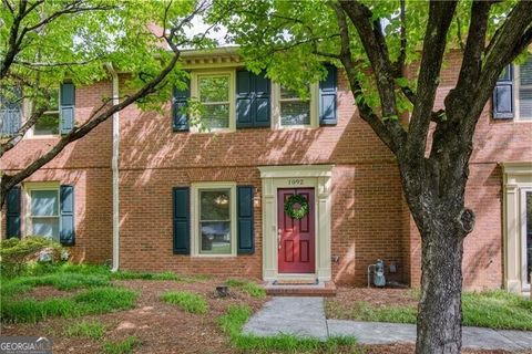 1092 Old Roswell RD Roswell GA 30076