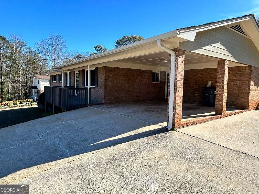 Photo of 4642 Elmhurst Drive, Douglasville, GA 30135 (MLS # 10682603)