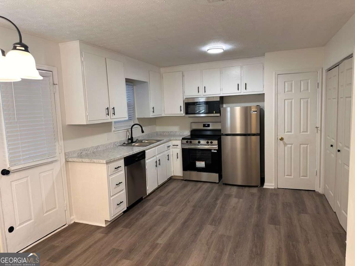 Conyers Station - Residential