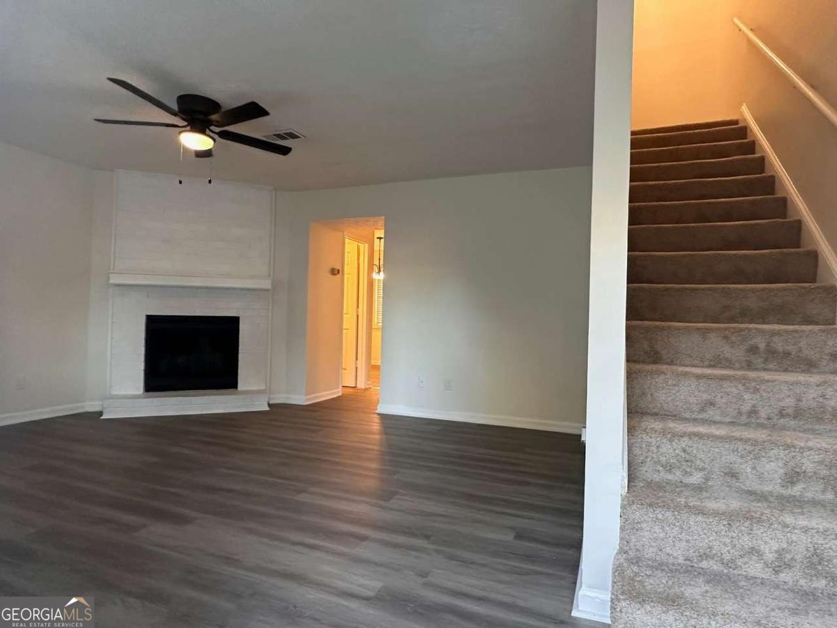 Conyers Station - Residential