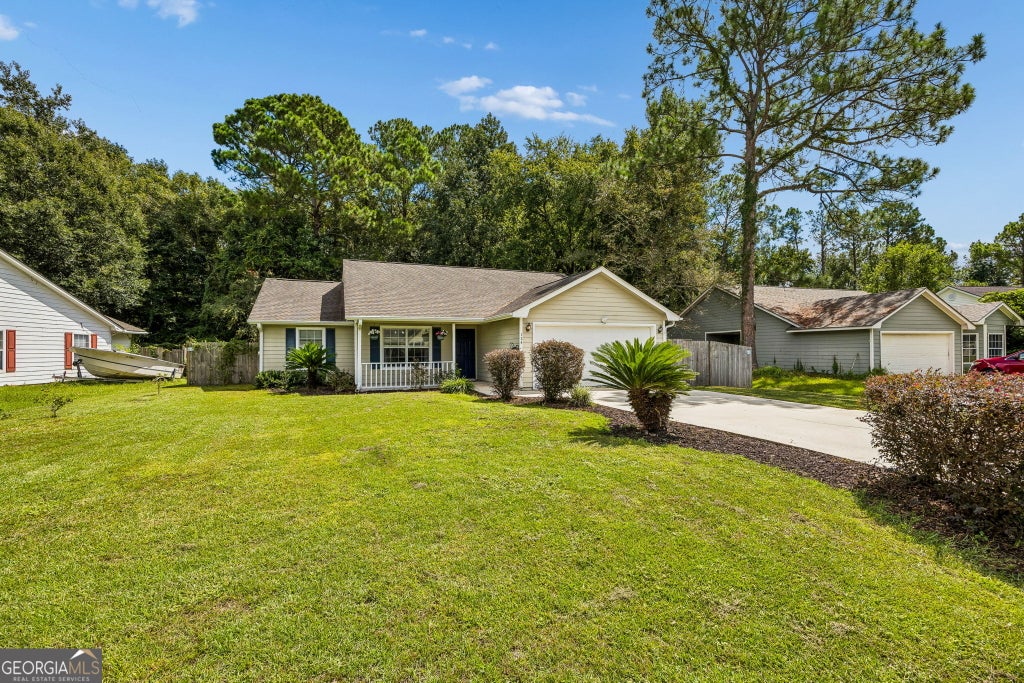 Photo of 124 Lake Ashley Dr, Kingland, GA 31548 (MLS # 10844842)