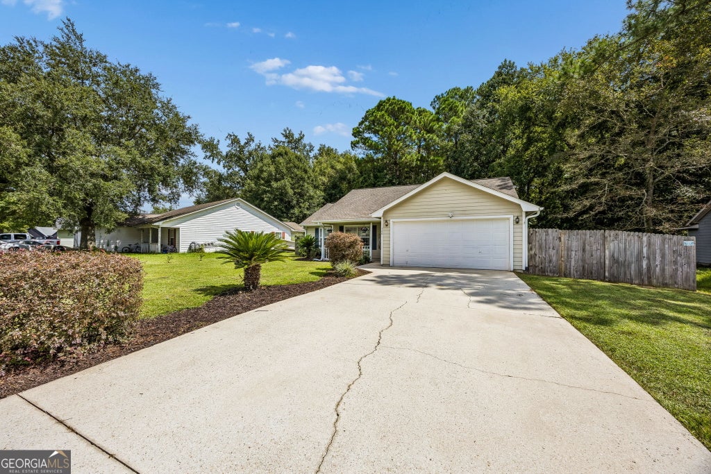 Photo of 124 Lake Ashley Dr, Kingland, GA 31548 (MLS # 10844842)