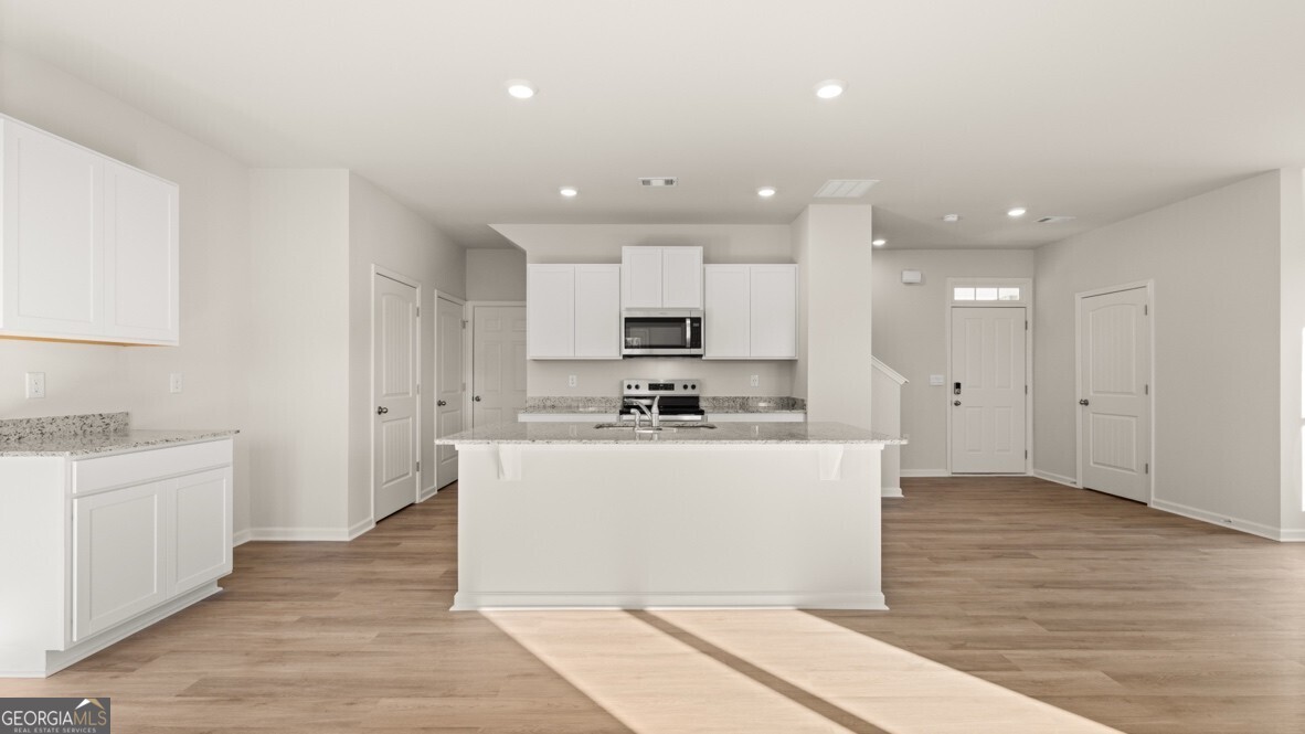 4424 Manor Hill DR
