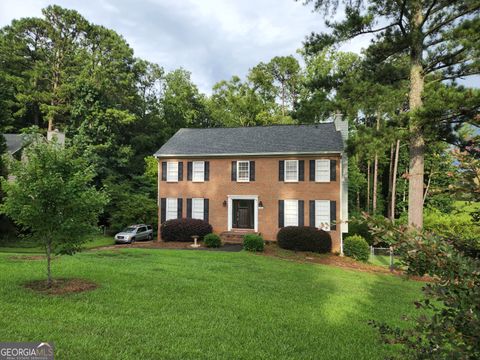4656 Chimney Rock DR SW Lilburn GA 30047