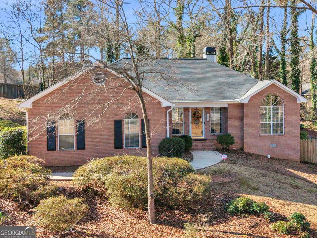 Photo of 521 Horseshoe Circle, Stockbridge, GA 30281 (MLS # 10727194)