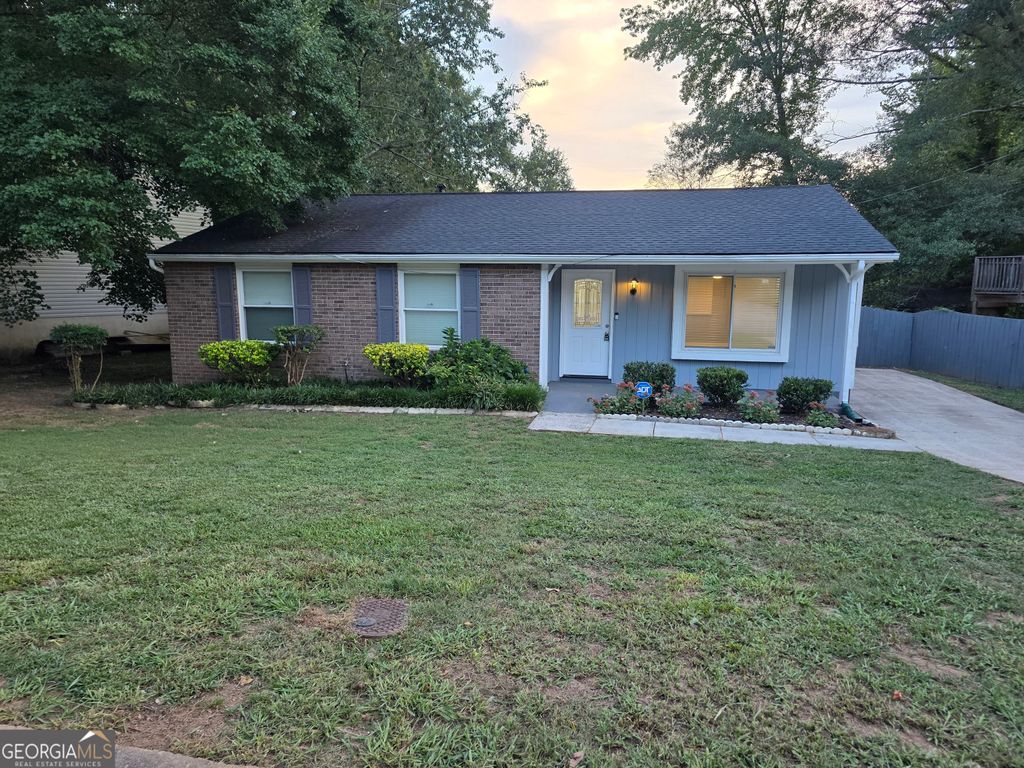 Photo of 5349 Tracey Drive, Stone Mountain, GA 30088 (MLS # 10625873)
