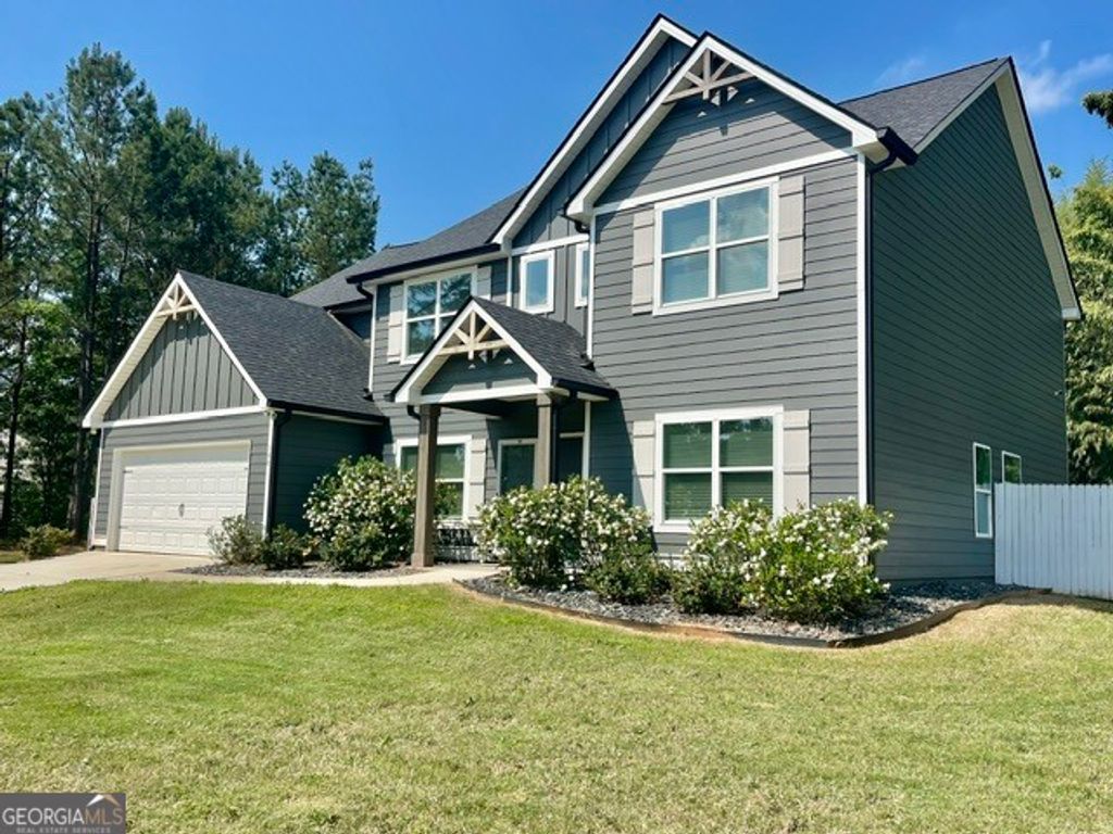 Photo of 100 Fenwick Manor Drive, LaGrange, GA 30241 (MLS # 10769758)