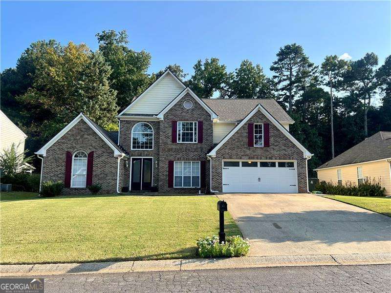 Don't miss out on this updated 4 bed 2.5 bath located in Acworth. The property features updated lvp flooring throughout the main with fresh carpet upstairs. Spacious primary bedroom on the main level with vaulted ceiling and walk-in closet. Luxurious primary bath features a jetted tub and separate tiled shower with double vanities. Located less than a mile from the I-75 Hickory Grove Express Exit and mins from Wade Green access. Fenced backyard provides plenty of privacy. Pets are on a case by case basis with a $500 non-refundable pet fee due move-in. Renter's insurance is required. Requirements: 1. Income 3x the rent 2. No past evictions 3. 2 years of rental history 4. No negative items on credit report related to past residence. 5. Credit 600+