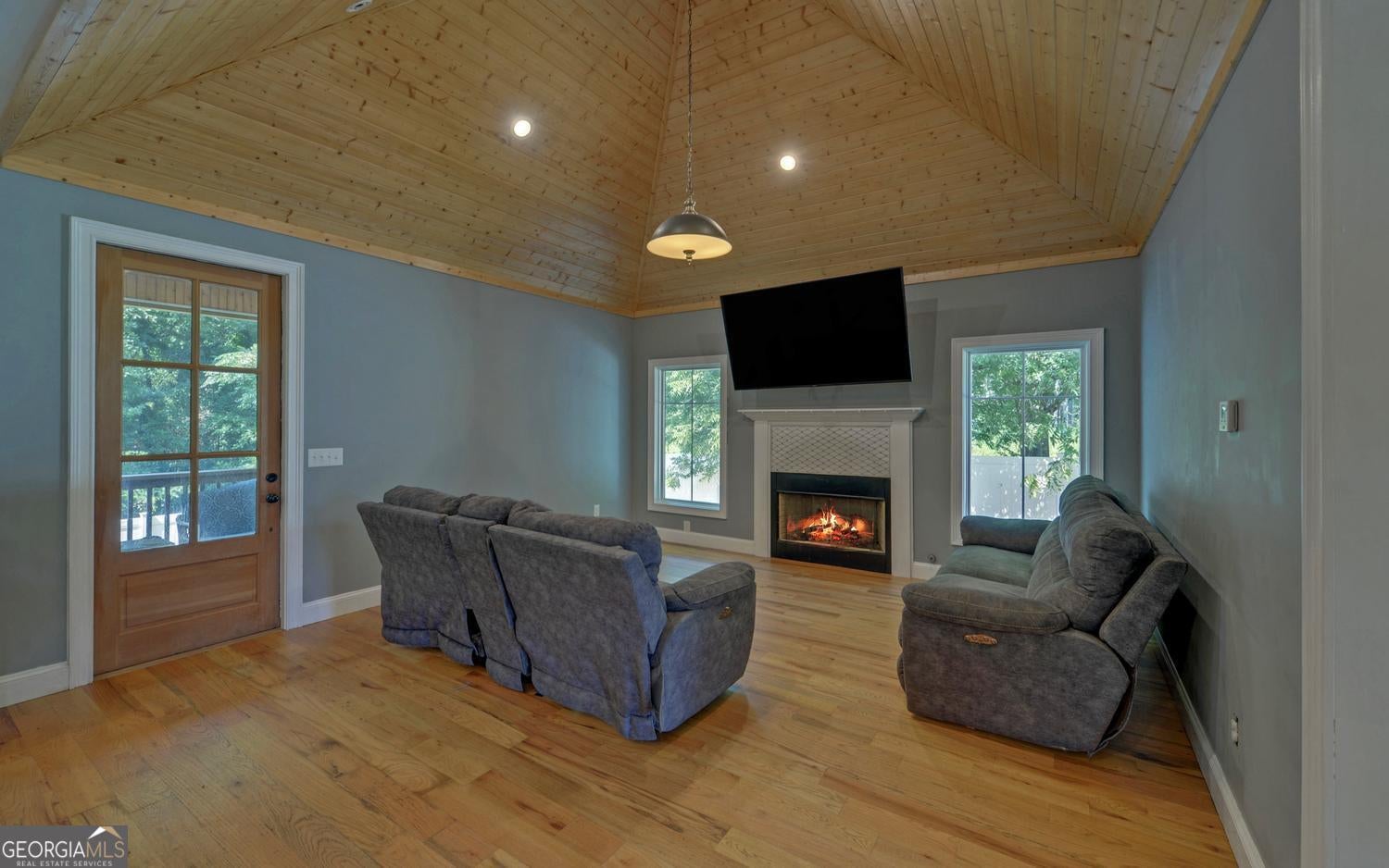 24 Brookhaven WAY