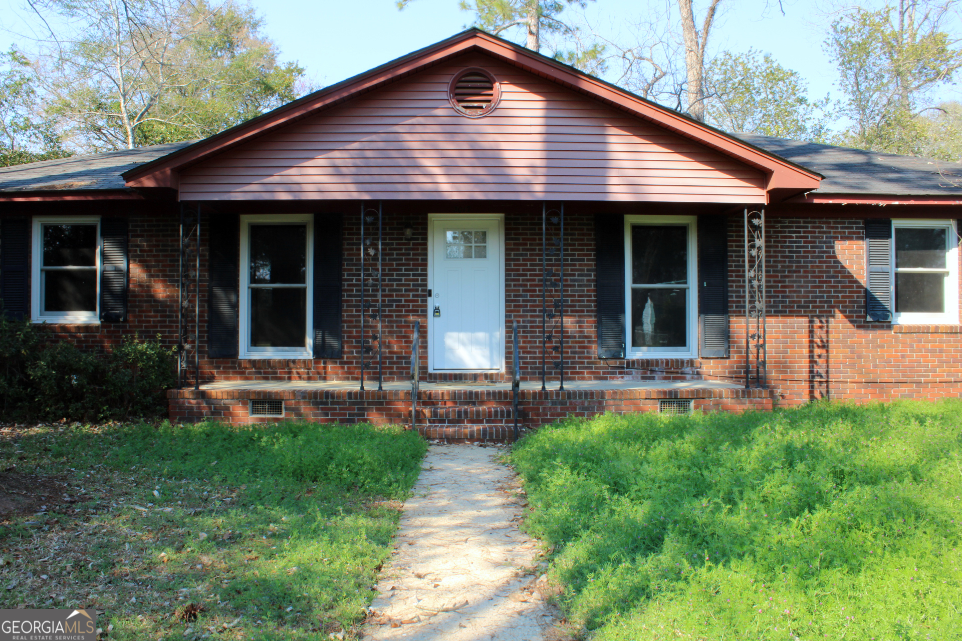 Listing image 4