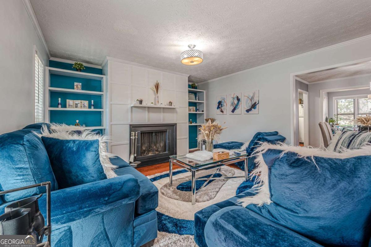 901 Summit North DR NE 901