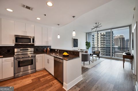 Photo of 1080 Peachtree Street NE #1701, Atlanta, GA 30309 (MLS # 10686576)