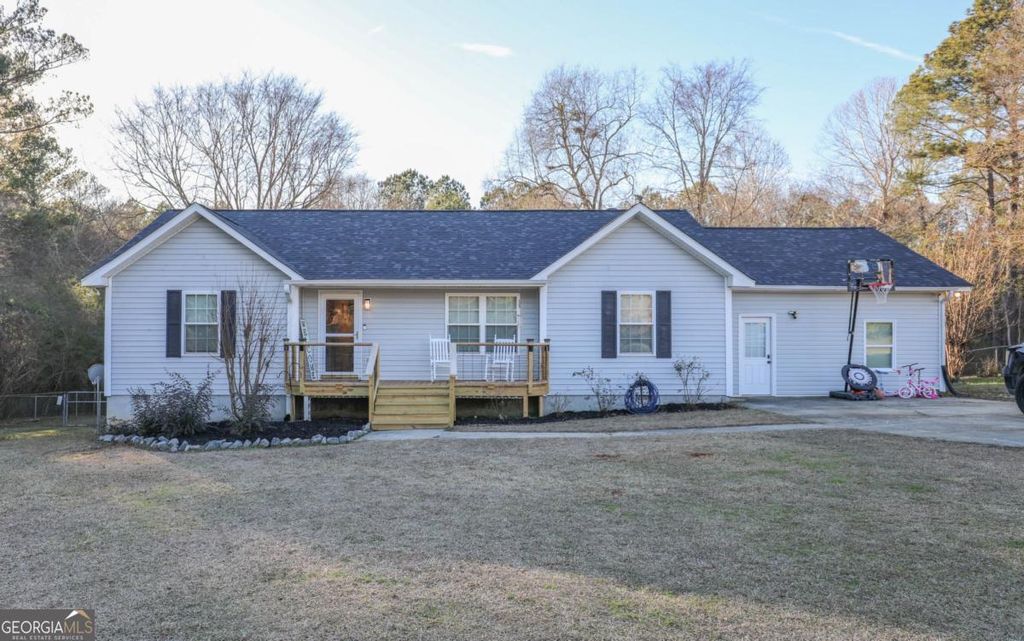 Photo of 136 Stevens Drive, Milledgeville, GA 31061 (MLS # 10677018)