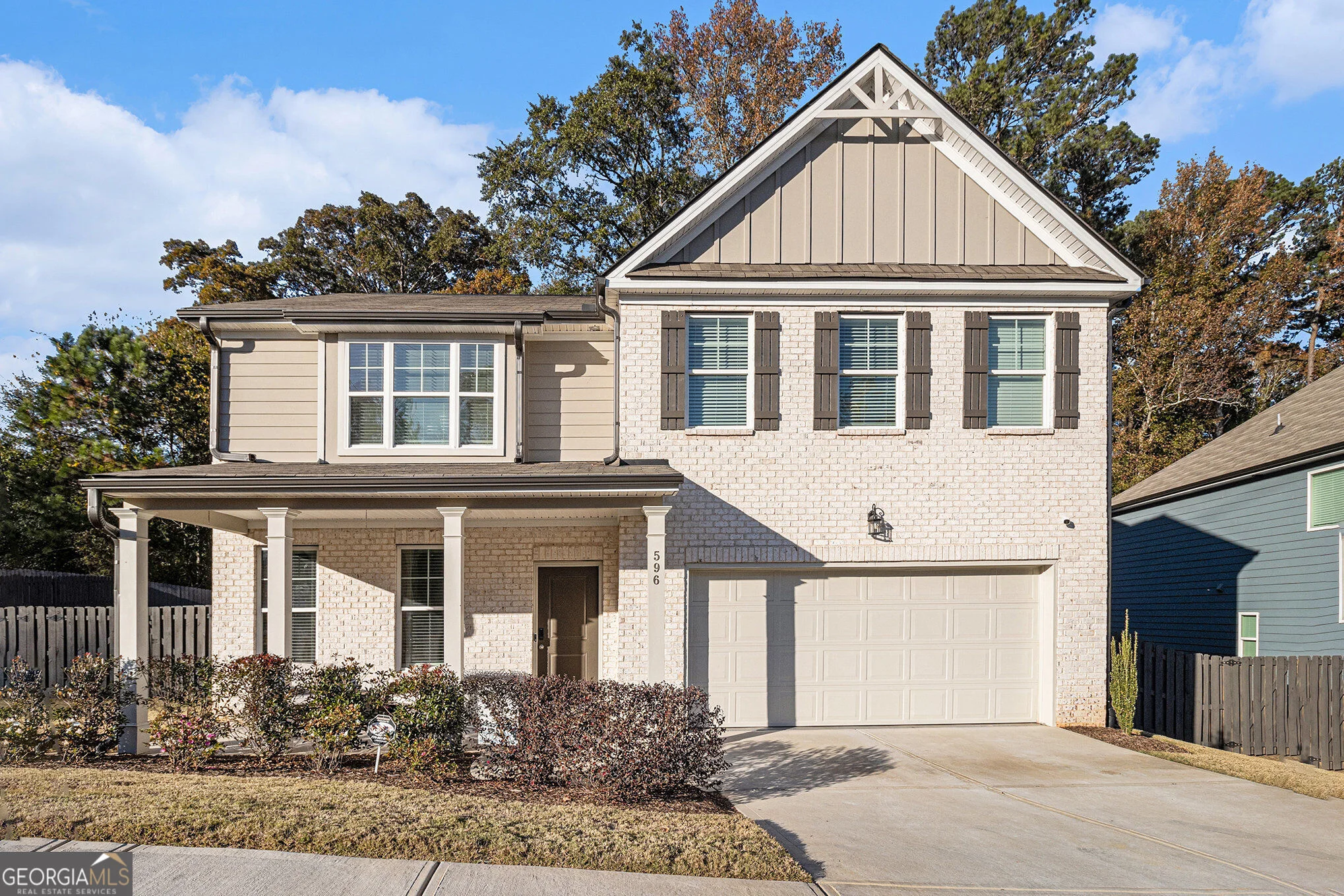 596 River Garden Drive SE