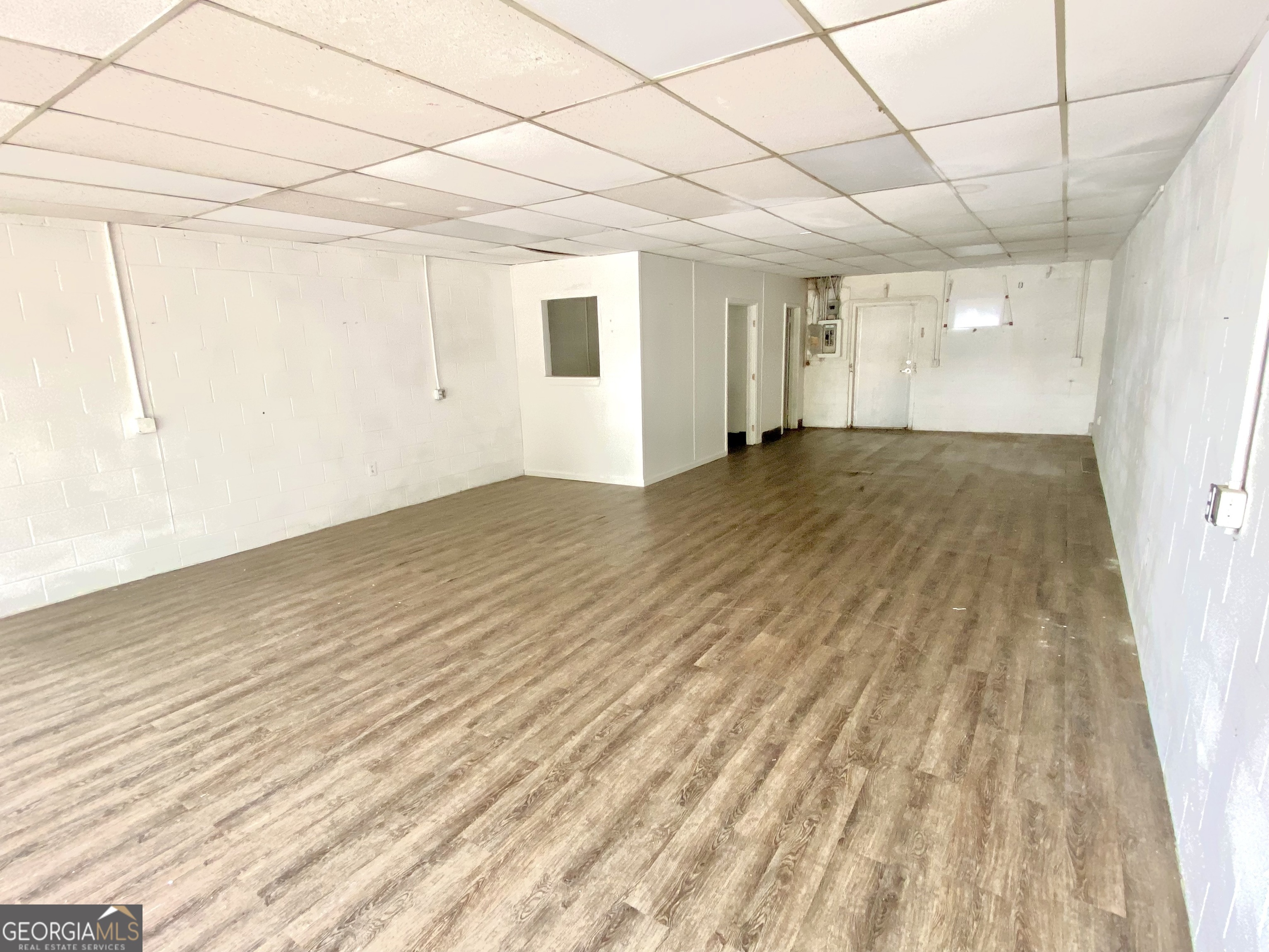 S Fairground St Retail - Commercial Lease