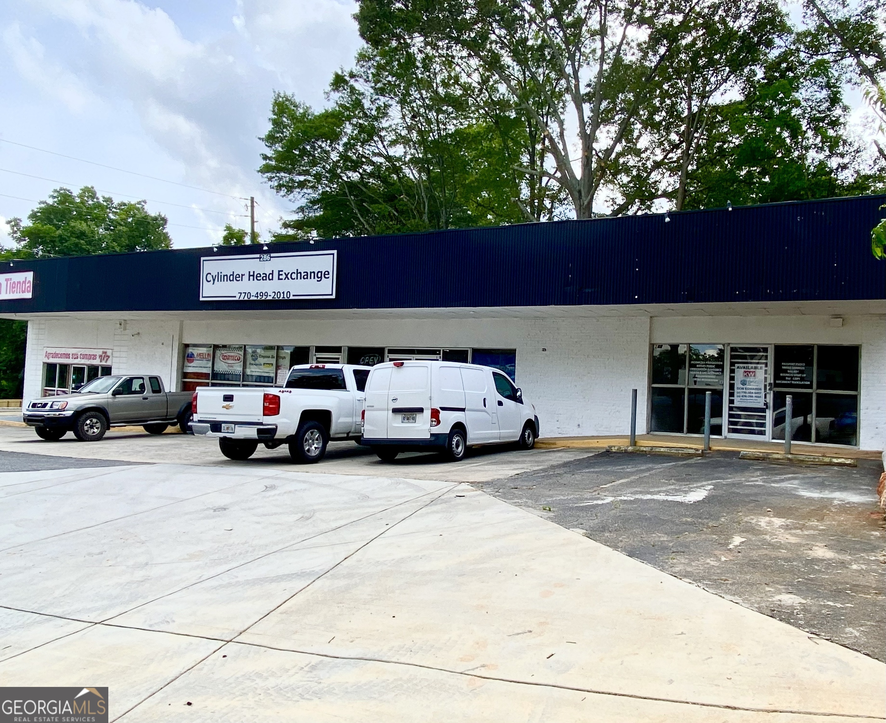 Retail space available in Marietta. 280, 286, 290 S Fairground Street SE is a 4,449 square foot freestanding strip shopping center with three suites. Space available adjacent to a long term tenant who has been in place for over 30 years. 19,200 traffic count. The shopping center is accessible from both Fairground St and Haley St and has ample parking with approximately twelve parking spaces. This property is located just one block north of S Marietta Pkwy and across the street from the Cobb County DCFS office.