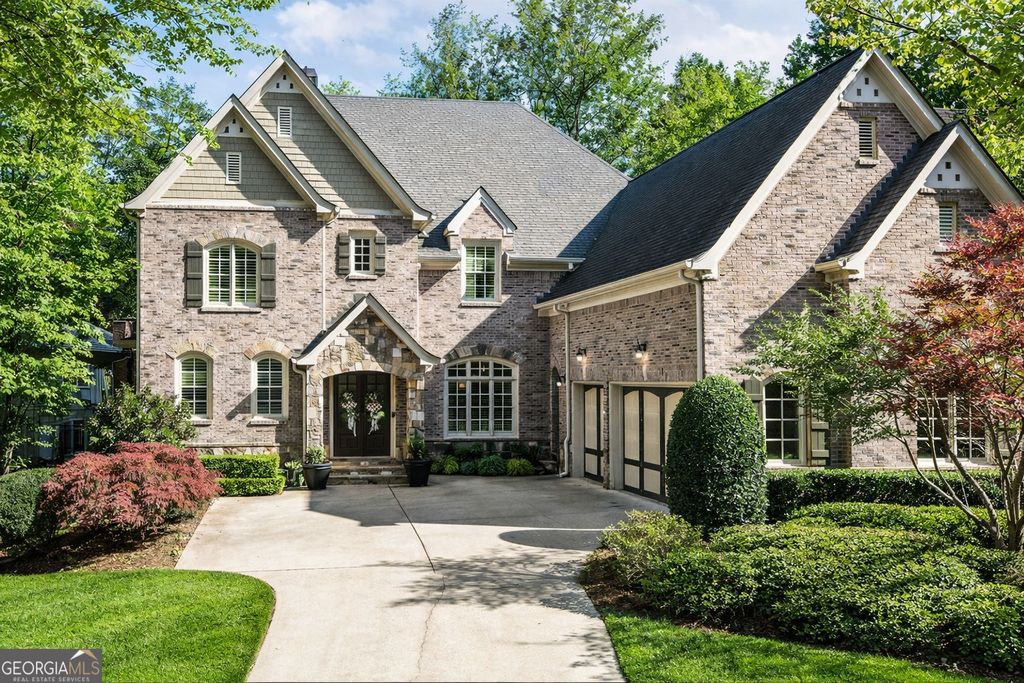 Photo of 3283 Stratfield Drive NE, Brookhaven, GA 30319 (MLS # 10684387)