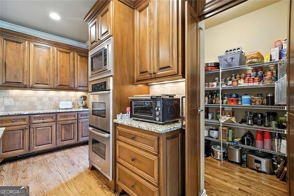 Cumming, Georgia 30040, United States, 6 Bedrooms Bedrooms, ,5 BathroomsBathrooms,Residential,Active,203461