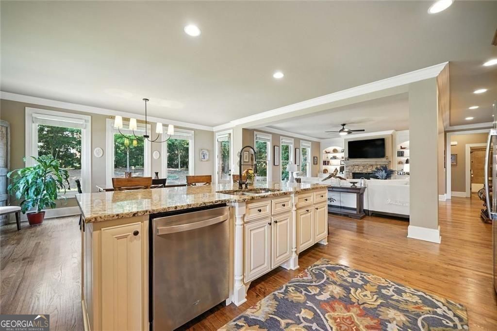 Cumming, Georgia 30040, United States, 6 Bedrooms Bedrooms, ,5 BathroomsBathrooms,Residential,Active,203461