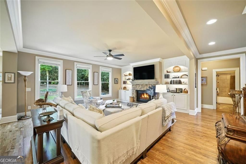 Cumming, Georgia 30040, United States, 6 Bedrooms Bedrooms, ,5 BathroomsBathrooms,Residential,Active,203461