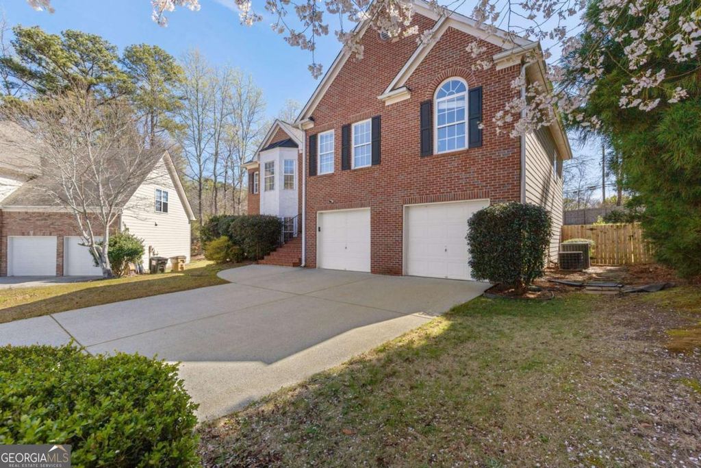 Photo of 2669 Ambria Drive, Buford, GA 30519 (MLS # 10715267)