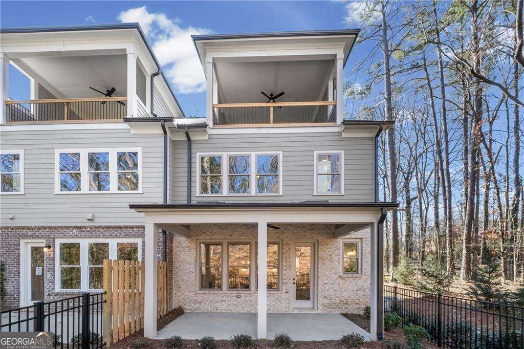 1983 American WAY 27