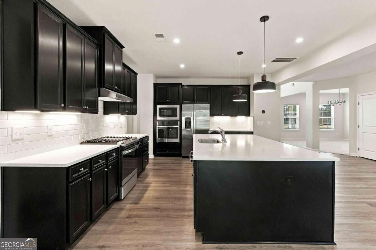 140 Marchmont DR