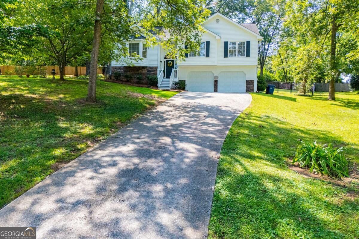 203 Comly Rich DR