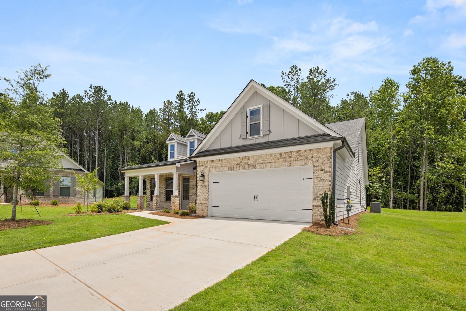 350 Brooke View TRL