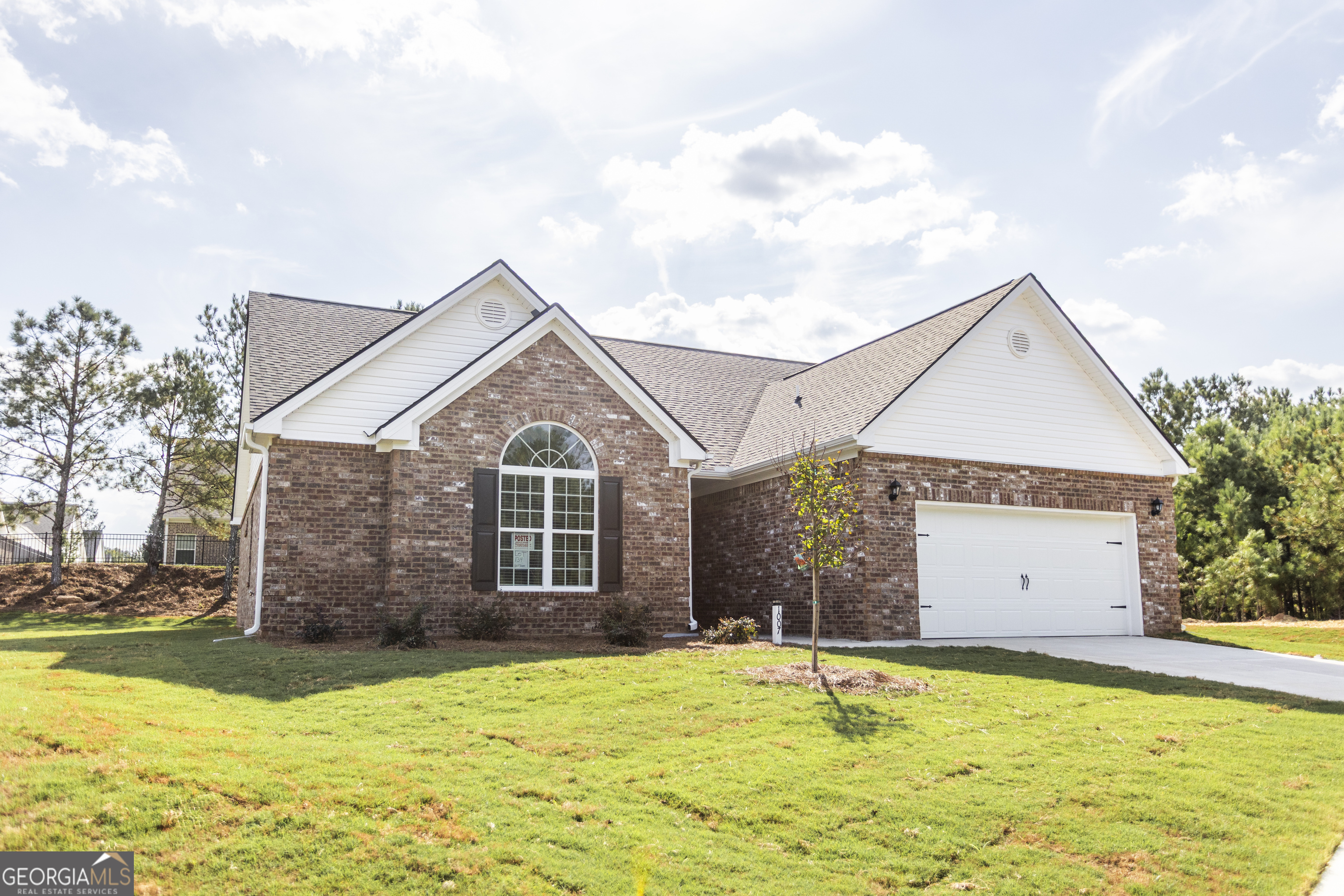 1007 Towne CIR