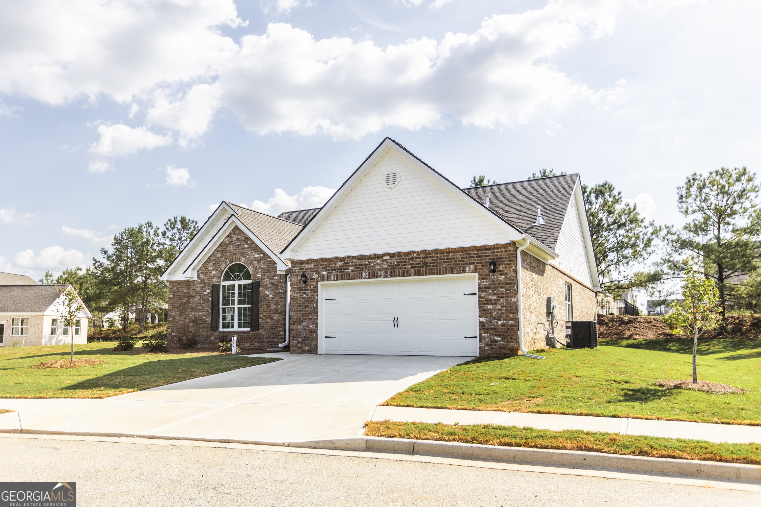 1007 Towne CIR