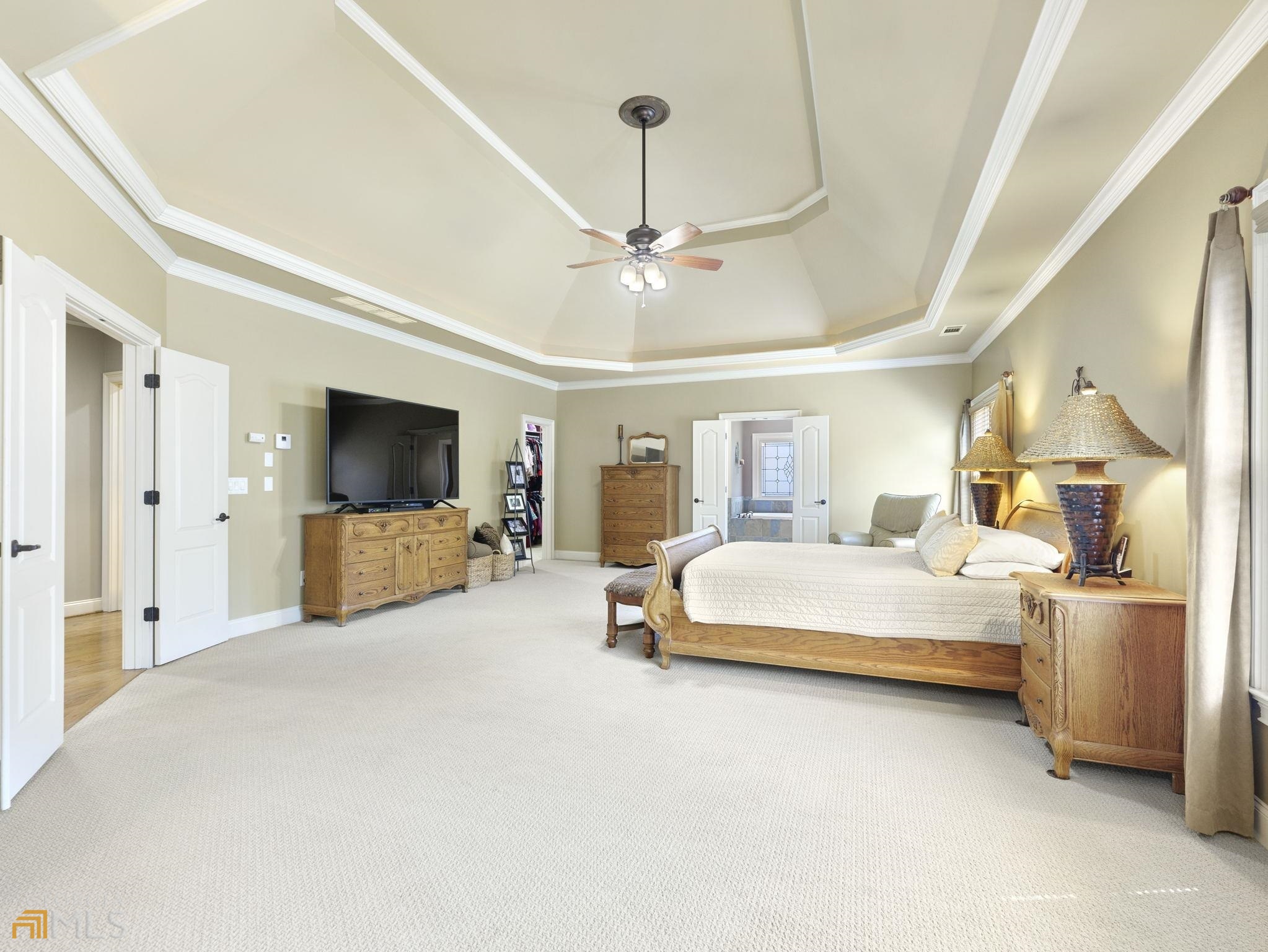 Chateau Elan - Residential