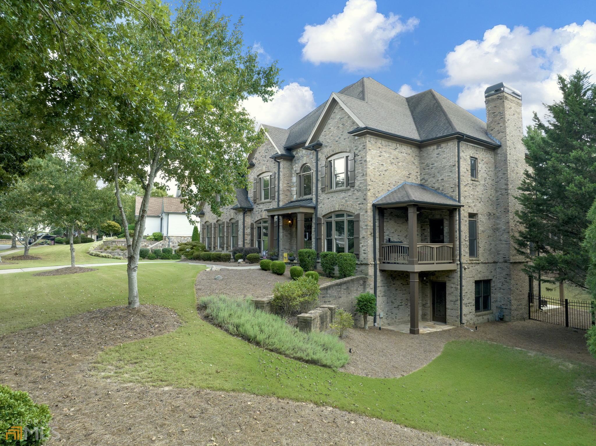 Chateau Elan - Residential