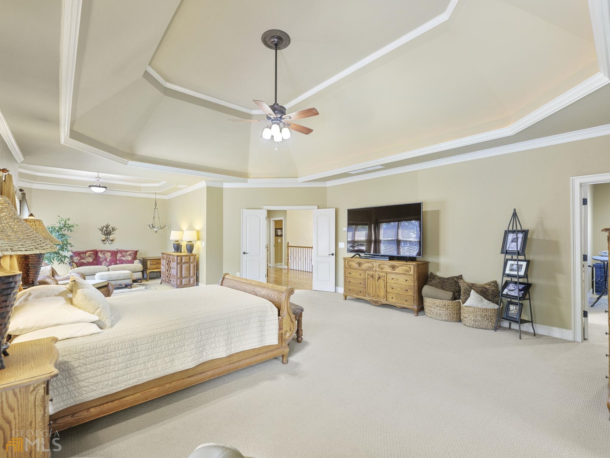 Chateau Elan - Residential