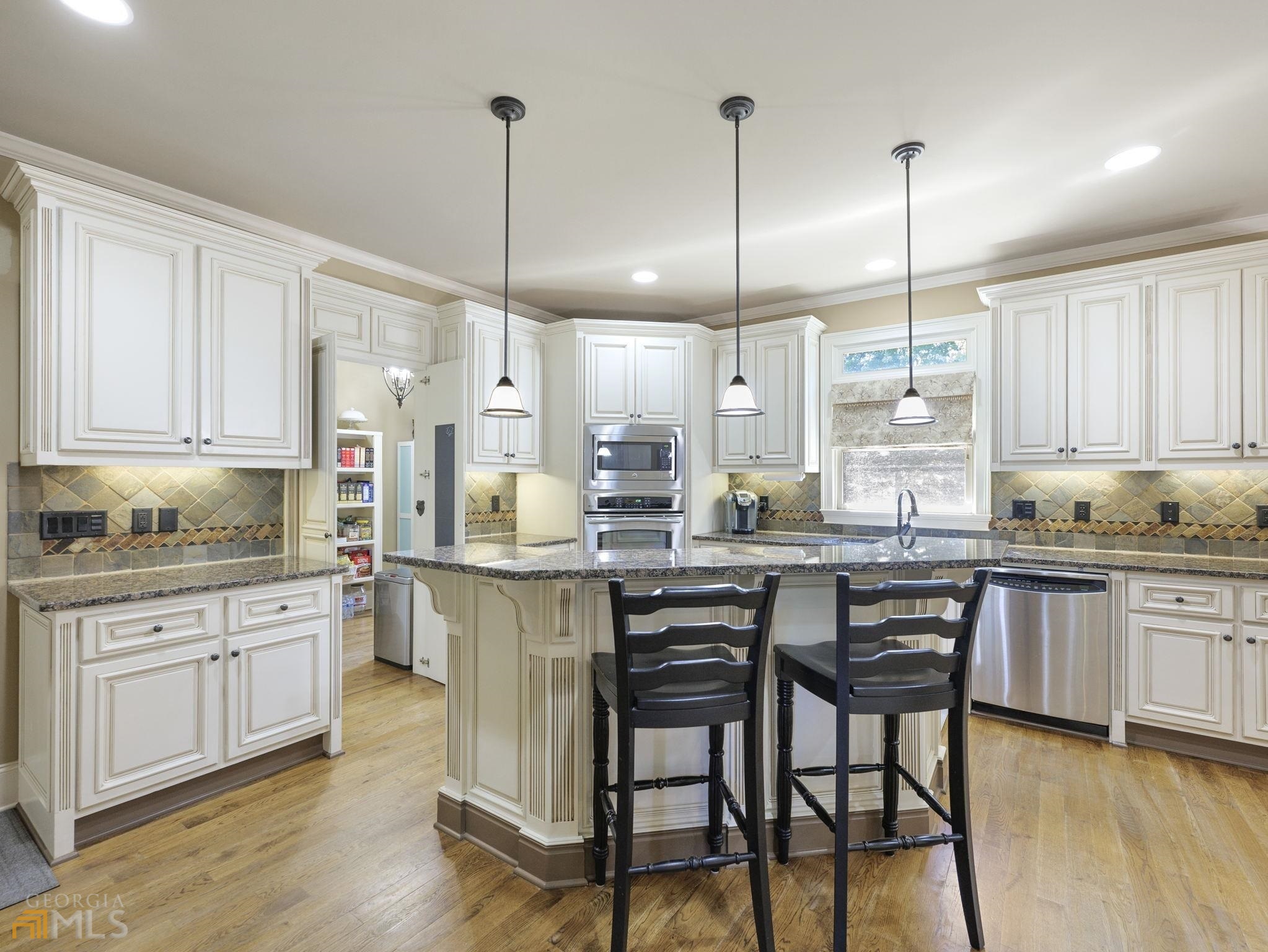 Chateau Elan - Residential
