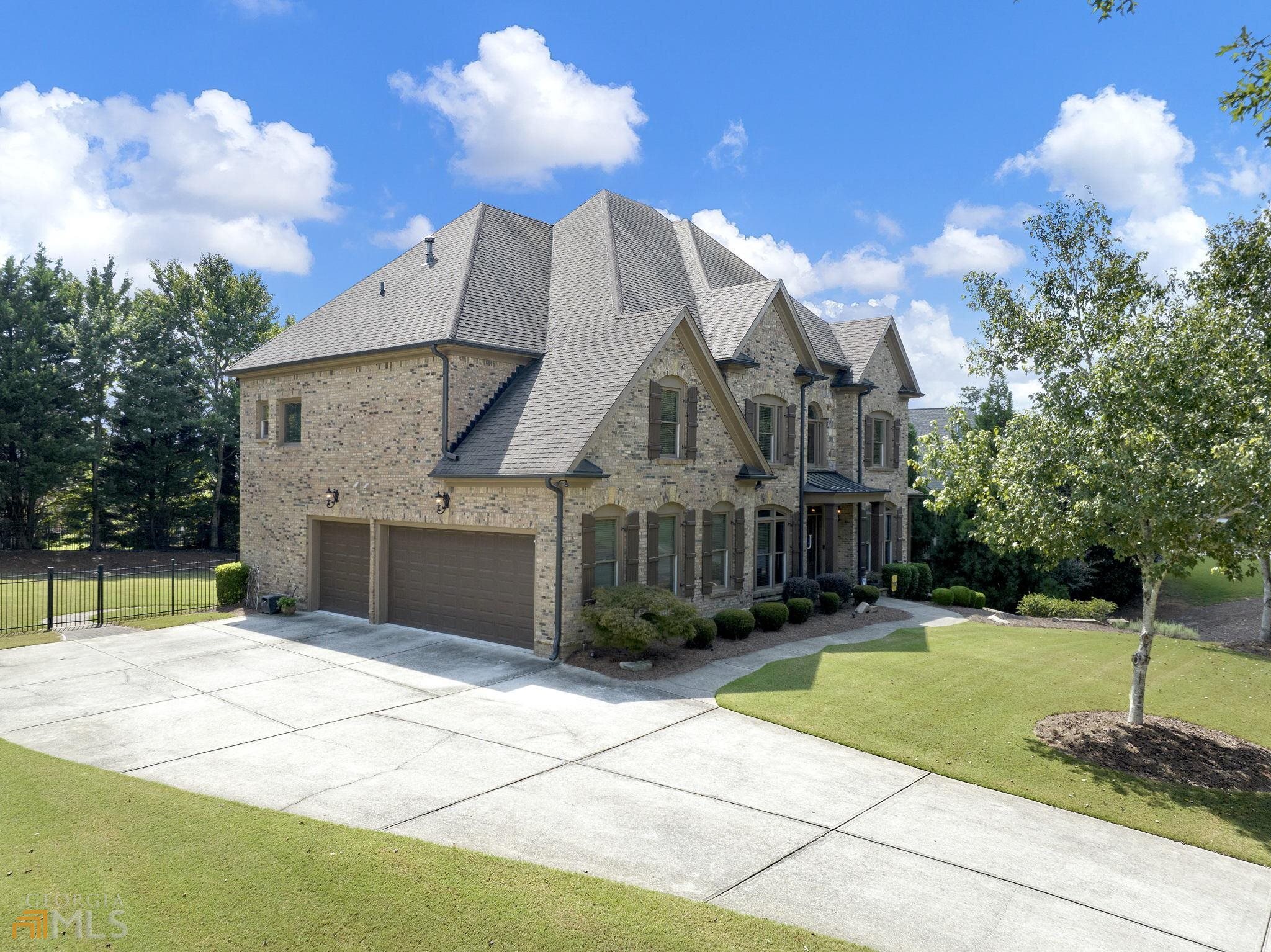 Chateau Elan - Residential