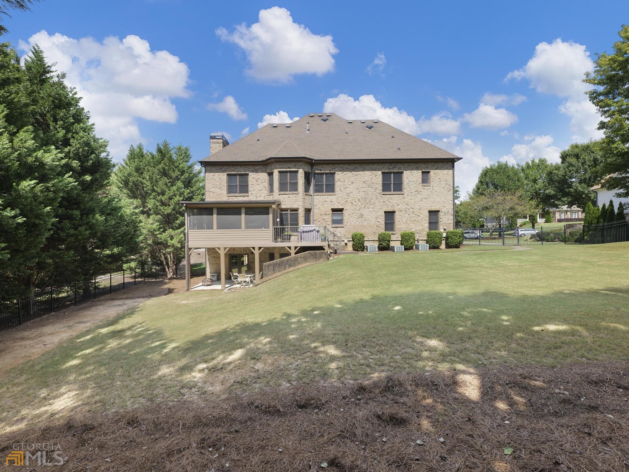 Chateau Elan - Residential