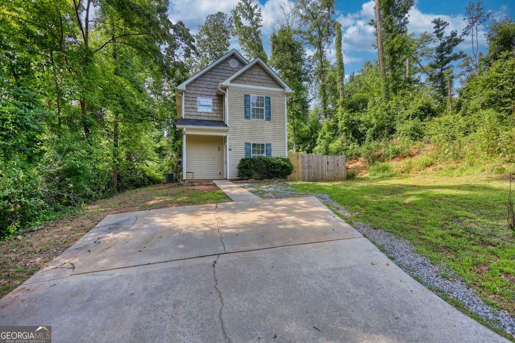 Photo of 130 Cherokee Drive, Jackson, GA 30233 (MLS # 10781781)