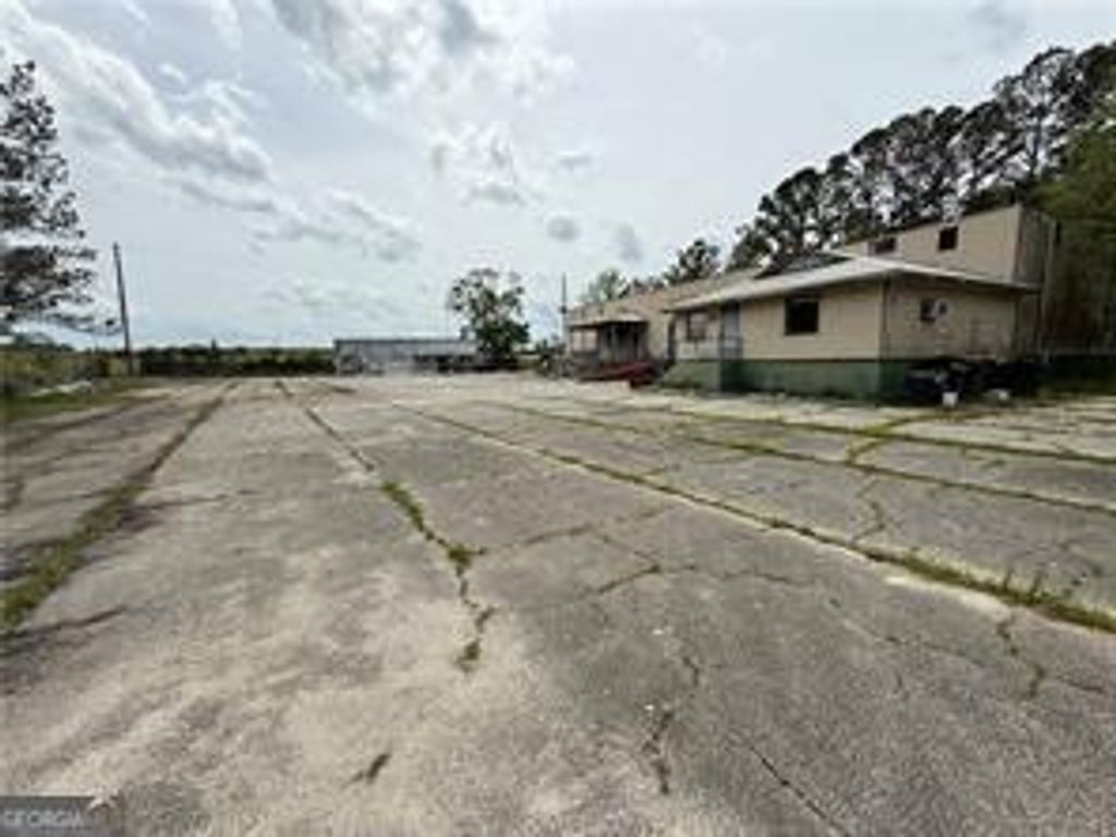 Photo of 1801 Harrietts Bluff Road, Woodbine, GA 31569 (MLS # 10645803)