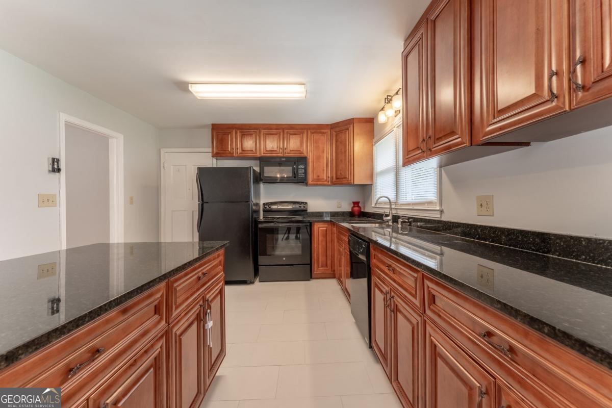 Q A Willis - Residential Lease