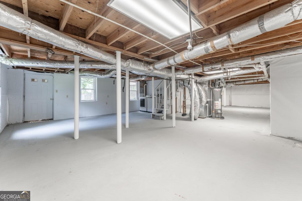 Q A Willis - Residential Lease