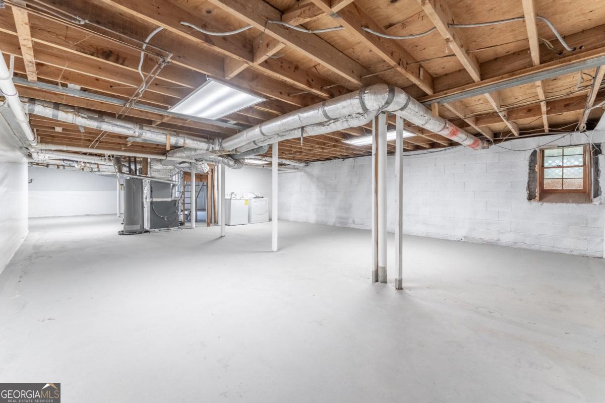 Q A Willis - Residential Lease